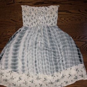 En creme blue gray sundress strapless